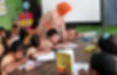 Rincian Gaji per Jam Guru SD Honorer di Indonesia, Segini Nih!