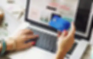 Waspada, Ini 8 Tanda Kita Sebenarnya Sudah Kecanduan Belanja Online