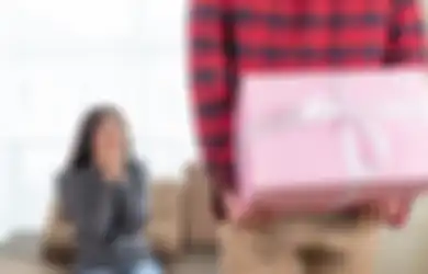 Pejuang LDR Simak! Inilah 4 Ide Hadiah untuk Kekasih saat Menjalani Hubungan Jarak Jauh