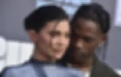 Travis Scott Sindir Kylie Jenner Lewat Lagu Suruh Cari Cowok Lebih Hot Bukan Timothee Chalamet