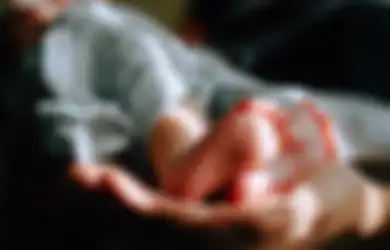 Tak Mau Ketahuan Orangtua, Remaja Putri 14 Tahun Tega Buang Bayinya di Toilet Pria