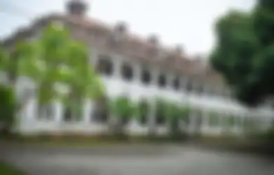 Sosok Misterius Khodam Penunggu Lawang Sewu, Bisakah Ditaklukkan?
