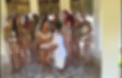 Viral di TikTok Tukang Pijit Nikahi 10 Wanita Seksi Sekaligus, Sukses Bikin Iri Kaum Adam