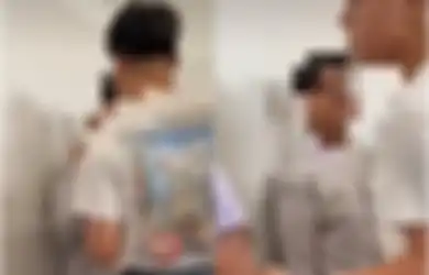 'Cemen Banget sih' Viral Video Siswa SMA Dirundung di Toilet Sekolah, Terdengar Suara Tamparan