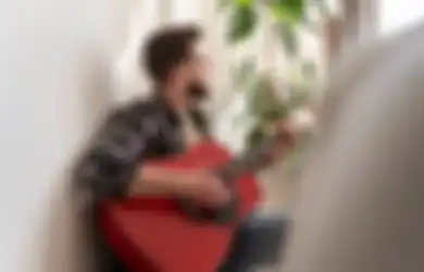 9 Ide Hadiah Menarik untuk Pacar Jika Dia Seorang Anak Band, Salah Satunya Tiket Konser Musisi Favorit