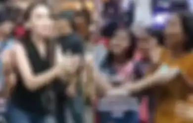 Ayu Ting Ting Sengaja Usir Bocah di Kampungnya yang Ikut Acara Orang Dewasa, Aksi Sang Pedangdut yang Gercep Lakukan Ini Disorot