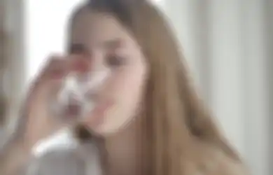 Viral di TikTok Aksi Warganet Melarang Langsung Minum Air Setelah Makan Karena Bahaya, Dokter Ungkap Faktanya!