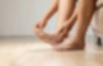 Kaki Sering Dingin? Waspada, Penyebabnya Gejala 5 Penyakit Ini