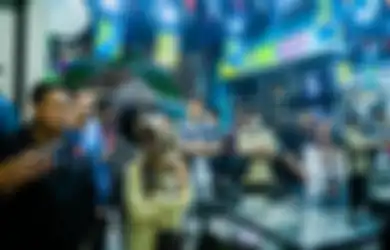 Seru, Torch Hadirkan Sensasi Belanja Hybrid antara Offline dan Online Shop