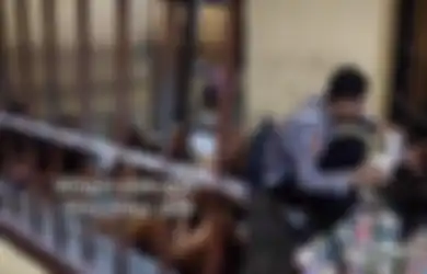 Viral di TikTok Polisi di Jambi Bagikan Mie Instan di Tahanan, Iba Melihat Para Napi Mengeluh Kedinginan