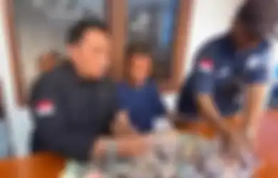 Dijuluki Pengemis Sultan, Erik Ternyata Tinggal di Rumah Mewah Dua Lantai, Sang Adik: Kalau Gak  Diambil Sampai Rp 100 Juta