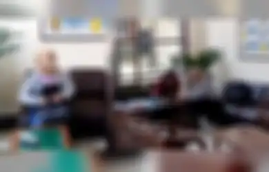 Gedor Pintu Kamar, Oknum Anggota DPRD Paksa Masuk ke Kamar Janda yang Lagi Mandi
