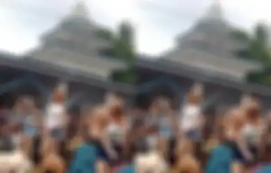 Banjir Kritikan! 3 Biduan Berpenampilan Seksi Asyik Hibur Warga di Halaman Masjid, Tak Dilarang hingga Dijaga Aparat