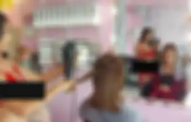 Viral Pemilik Salon dan Karyawan Kenakan Bikini untuk Promosi, Pelanggan Malah Khawatirkan Reaksi Para Suami