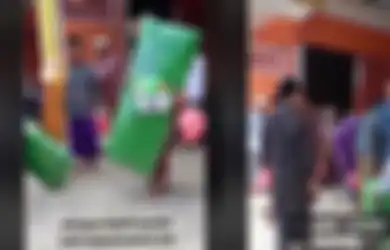 Ada Pohon Uang hingga Souvenir Kasur, Acara Maulid Nabi Muhammad SAW di Madura Viral di TikTok, Jamaah Full Senyum!