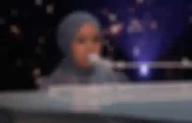 Dijuluki Berlian Langka, Penampilan Putri Ariani di Final America's Got Talent 2023 Bikin Simon Cowell Senyum Bangga: Terlahir dengan Bakat