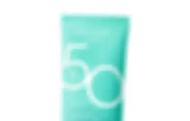 5 Alasan Mencoba Wardah UV Shield Airy Smooth Sunscreen Serum