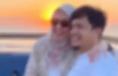 Dhini Aminarti dan Dimas Seto Diam-diam Asuh 46 Anak di Pesantren, Ikhlas 13 Tahun Menikah Belum Diberi Momongan: Qadarullah
