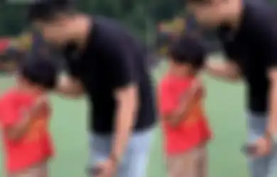 Awalnya Cengengesan Tiru Ucapan Ortu Saat Marah, Bocah Ini Tak Kuasa Menahan Air Mata Ingat Nasihat Ibu: Jangan Tinggalin Aku