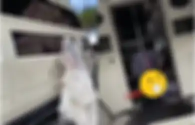 PILU Pengantin Pergoki Calon Suami Bareng Wanita Lain di Dalam Mobil, Celana sudah Melorot!