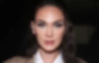 Beda dengan Konten Kreator Lain, Luna Maya Malah Emosi Usai Diberi Gift saat Live TikTok: Artis Duitnya Udah Banyak...