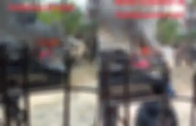 Video Mobil Terbakar Saat Momen Wisuda ISI Solo Viral di TikTok, Diduga Alami Korsleting