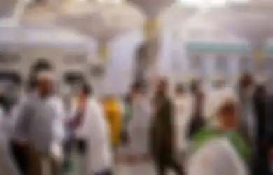 Viral di TikTok, Seorang Nenek 71 Tahun Berdoa di Makkah agar Bertemu Gus Iqdam, Tak Diduga Langsung Terwujud