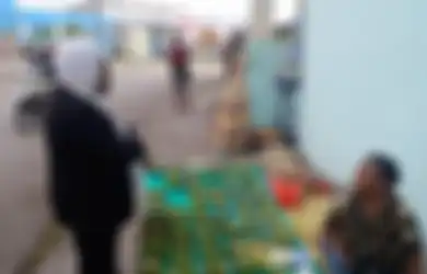 Sehari Bisa Kantongi Rp 1 Juta, Mama Salma Penjual Sirih Pinang di Fakfak Berharap Wilayahnya Tetap Aman