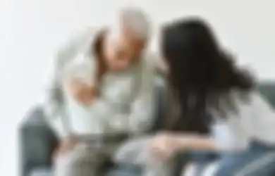 5 Pertolongan Pertama untuk Orang yang Terkena Serangan Jantung