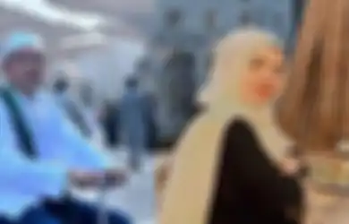 Umroh Bareng Ko Apex di Tengah Tudingan Pelakor, Dinar Candy Santai Dicibir Tak Punya Malu, Balas Netizen soal Status 