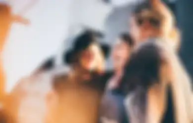 10 Inspirasi Hadiah Perpisahan untuk Teman Dekat, Bisa Jadi Kenangan yang Berkesan!