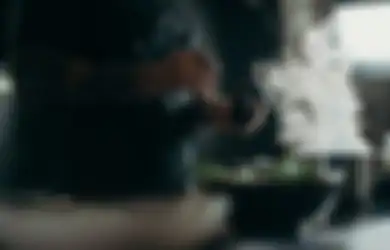 Video Emak-emak Masak Daging Campur Parasetamol Viral di TikTok, Ahli Kimia: Ketika Dipanaskan Bisa Beracun...