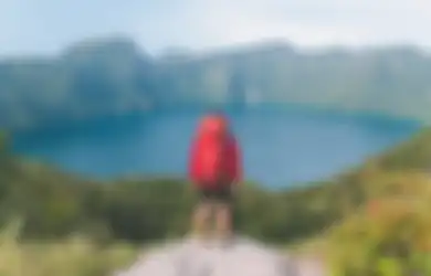 Pasti Doi Makin Sayang, Ini Dia Inspriasi Hadiah untuk Pacar yang Doyan Travelling