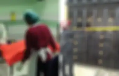 Pisau Menancap di Mulut, Pria di Gresik Ditemukan Tak Bernyawa di Rumah, Tetangga Sebut Korban Sosok Tertutup