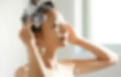 Waduh, 5 Kandungan Sampo yang Bisa Bikin Rambut Rontok, Simak