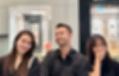 Bantah Hubungan Tak Harmonis, Fuji dan Aaliya Massaid Kompak Foto Bareng Raffi Ahmad