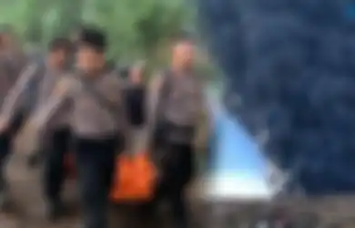 Terkuak Identitas 2 Polisi yang Jadi Korban Erupsi Gunung Marapi Sumbar, Ibu Bripda Iqbal Tak Kuasa Tahan Tangis di Depan Kapolda