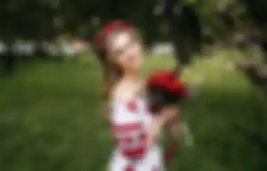 Kerap Muncul di FYP, Ini Arti Kata Slavic Girl yang Viral di TikTok
