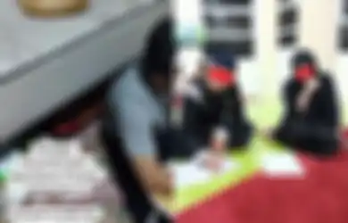 Gerak-gerik Tak Lazim Mahasiswa Unand yang Digerebek Asusila di Masjid, Buat Drama Belajar hingga Tutupi Kolong Kasur