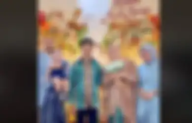 Viral di TikTok, Seorang Pemuda Asal Makassar Ini Disebut Melamar Tantenya Sendiri, Kok Bisa?