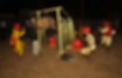 Tradisi Suku Kaili dengan Tarian Balia-nya, Ritual Penyembuhan dengan Menginjak Bara Api