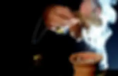 Niat Pikat Mantan Lewat Jalur Mistis, Wanita Ini Gigit Jari Ditipu Dukun Online