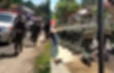 'Terima Kasih Orang Baik', Viral Rombongan TNI Tak Marah Meski Disiram Warga Saat Melintas, Komandan Diam-diam Lakukan Ini
