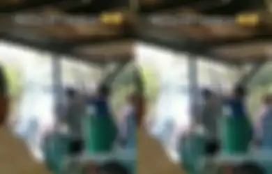 Padahal Sedang Sibuk Aduk Masakan, Rombongan Emak-emak Ini Malah Asyik Joget hingga Viral di TikTok: Mama-mama Kece Party!