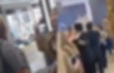 Tak Terima Disebut Kampungan saat Nonton Film, Wanita Adu Jotos dengan Pengunjung Mall, Begini Endingnya
