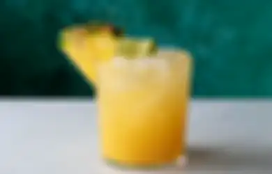 Resep Minuman Segar Pineapple Soda Cocok Buat Malam Tahun Baruan