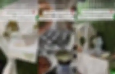 Bukan Zuppa Soup! Pengantin Sediakan Indomie Beragam Rasa untuk Tamu Undangan, Netizen: Kalo di Kampung Jadi Omongan Tetangga