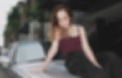 Viral Putri Anne Asyik Joget dengan Pria, Gunakan Pakaian Seksi hingga Tertawa-tawa Pegang Botol 