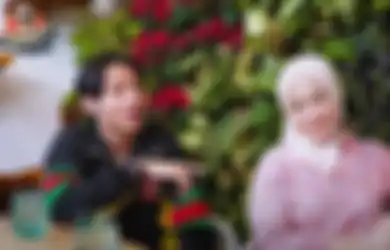 Trauma Ibunya 2 Kali Bercerai, Kiesha Alvaro  Hibur Okie Agustina saat Ditalak Gunawan Dwi Cahyo