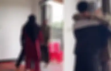 Berderai Air Mata, Viral di TikTok Pertemuan Ayah dan Anak yang Terpisah Jarak Malaysia-Indonesia Selama 24 Tahun